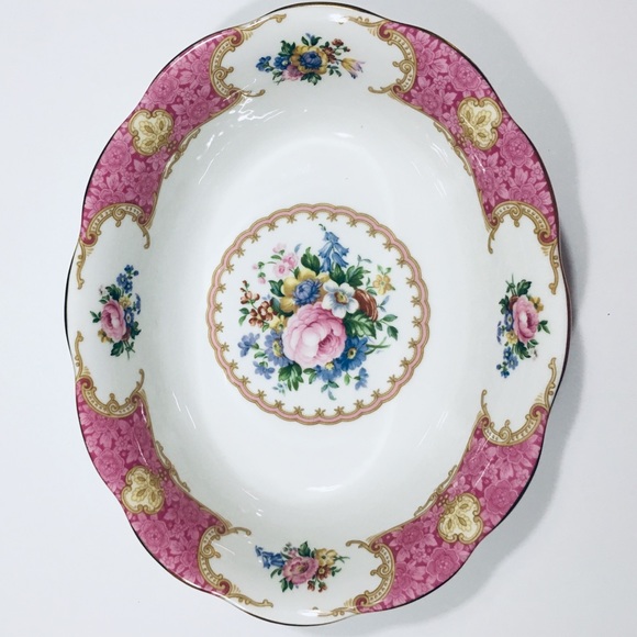 Royal Albert Lady Carlyle oval vegetable bowl - Picture 4 of 6